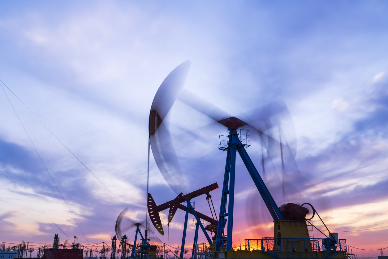 Wti Crude Oil Charges Higher With Fed Minutes Set To Test Bulls F Oil138