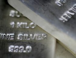 Xag/Usd Analysis: Silver Surges On Jobs Data, Yields Threaten To End It