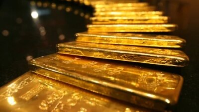 South African Rand Holds Steady Amid Mideast Tensions Gold 2 M 1440047838