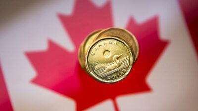 Canadian Dollar Slips As Trade Tensions, Fed Outlook Keep Loonie Under Pressure