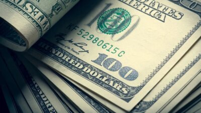 Dollar Suddenly Falls Against Yen, Traders On Alert For Further Intervention Us Dollar Notes2 800X533 L 1411908754