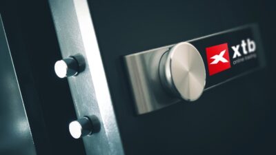 Platform Outage At The Us Open Does Not Stop Xtb Shares Setting Records Two Days Running